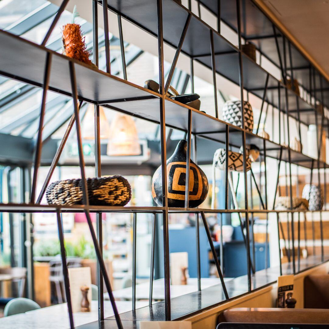 Socius-Projects_Fego_Sevenoaks-Cafe-Shelving